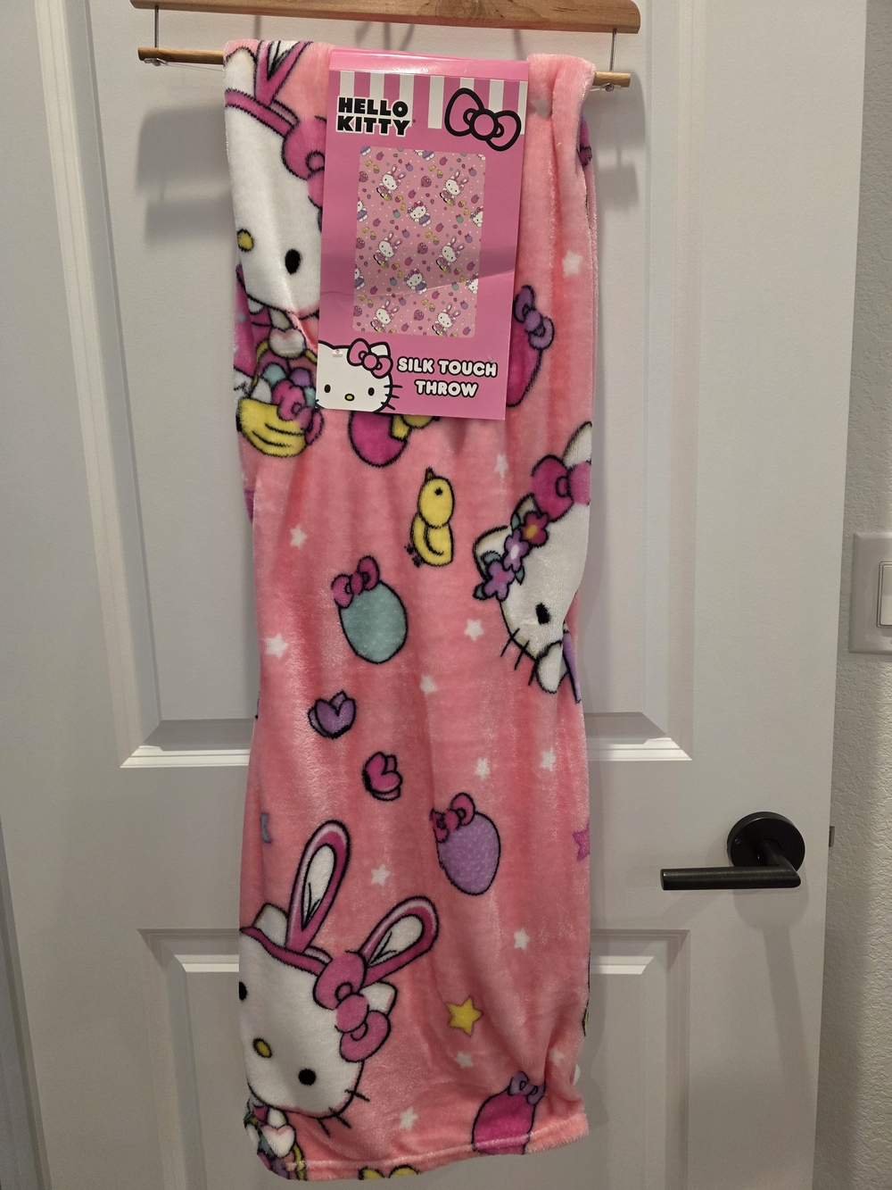 NWT Hello Kitty Pink Easter  Silk-Touch Throw